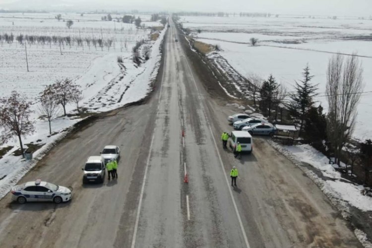 Kurallara uymayan s&uuml;r&uuml;c&uuml;lere havadan denetimle ceza