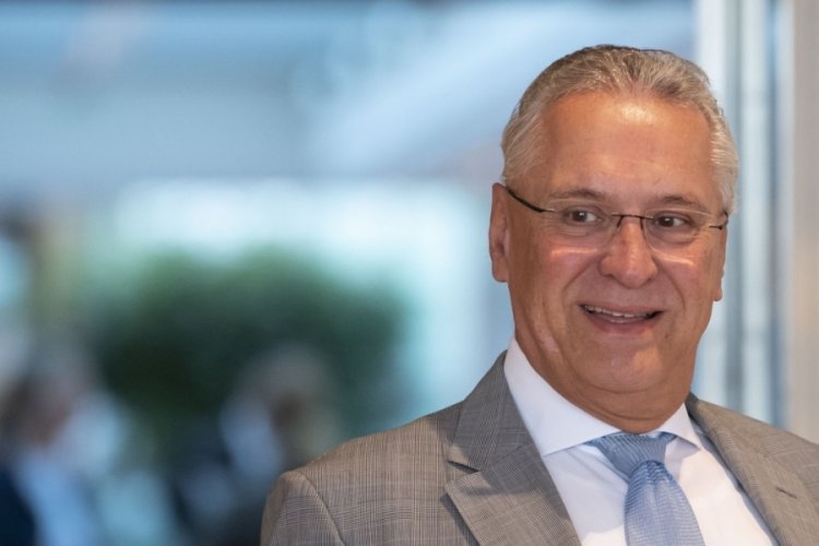 Hermann: T&uuml;rk toplumu Almanya i&ccedil;in b&uuml;y&uuml;k &ouml;nem taşıyor