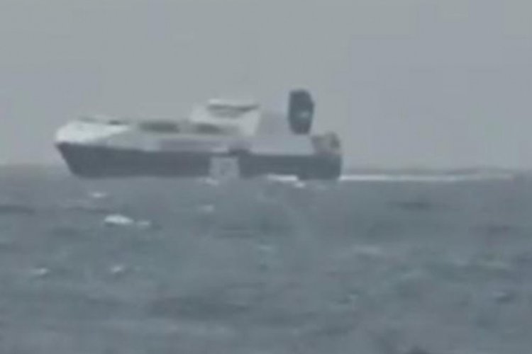 Yunanistan'da 288 yolcu taşıyan gemide yangın