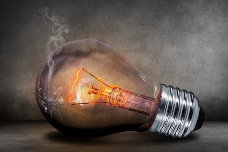Bakan D&ouml;nmez elektrik tarifelerindeki yeni d&uuml;zenlemenin detaylarını anlattı