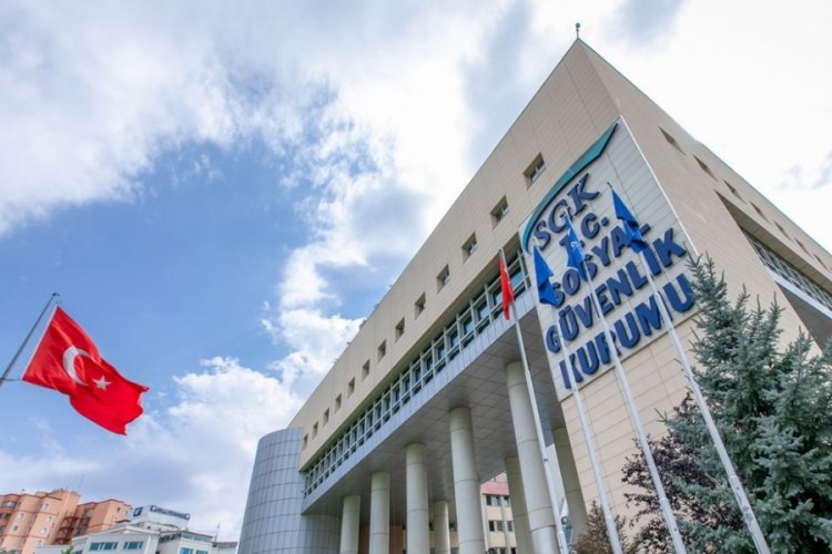 SGK nezdindeki verilere ilişkin y&ouml;netmelik Resmi Gazete'de yayımlandı