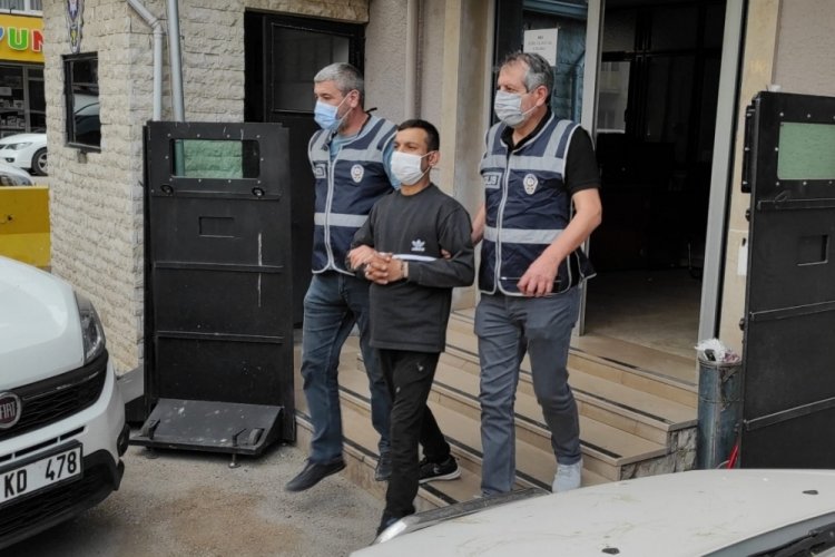 Bursa'da babasının cinayeti &uuml;zerine yıktığı kız &ccedil;ocuğu mektupla serbest kalmış