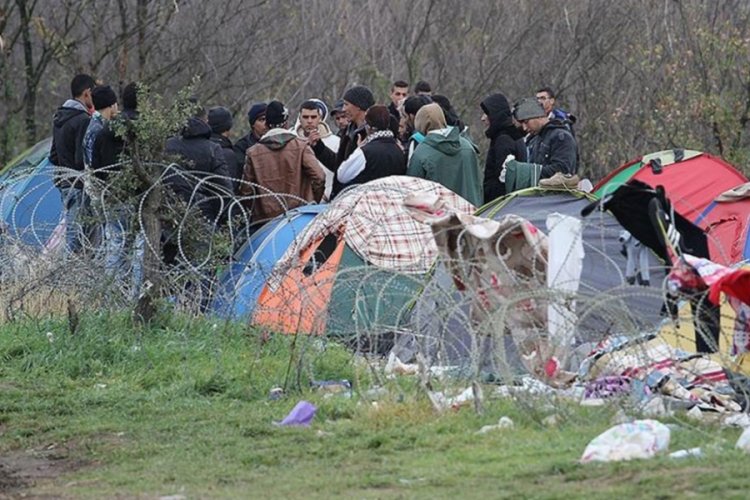 Polonya'da g&uuml;ndem Rusya-Ukrayna krizi