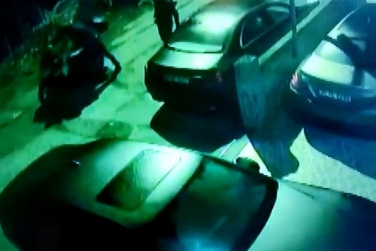İstanbul &Uuml;sk&uuml;dar'da motosiklet hırsızlığı