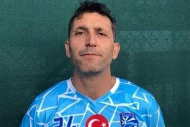 Hakan Arabacı, halı sahada kalp krizi ge&ccedil;irdi