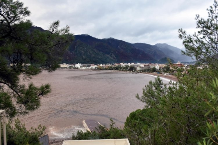 Muğla'da yangın sonrası erozyon riski ve kirlilik tehdidi