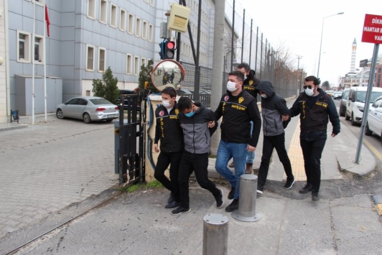 Diyarbakır'da PTT soygunu ş&uuml;phelileri adliyede sevk edildi