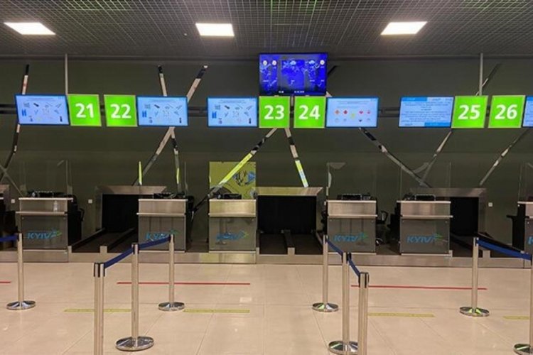 Ukrayna u&ccedil;uşları askıya alındı