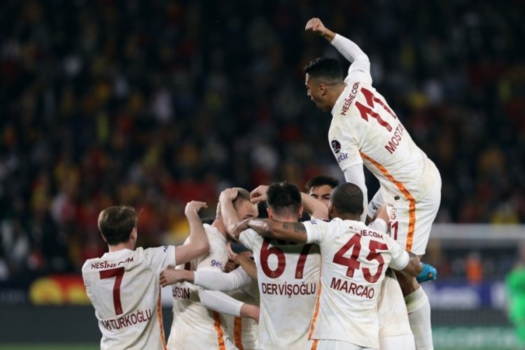 Galatasaray, İzmir'de 90+9'da g&uuml;ld&uuml;!