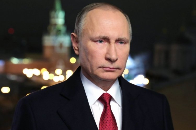 Putin, Donetsk ve Lugansk'ı resmen tanıdı!