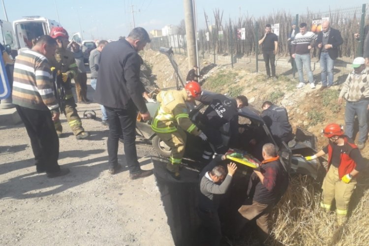 Balıkesir'deki trafik kazasında yaralanan 2 kişi hayatını kaybetti