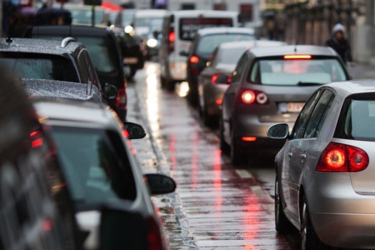 Trafiğin en yoğun olduğu iller a&ccedil;ıklandı