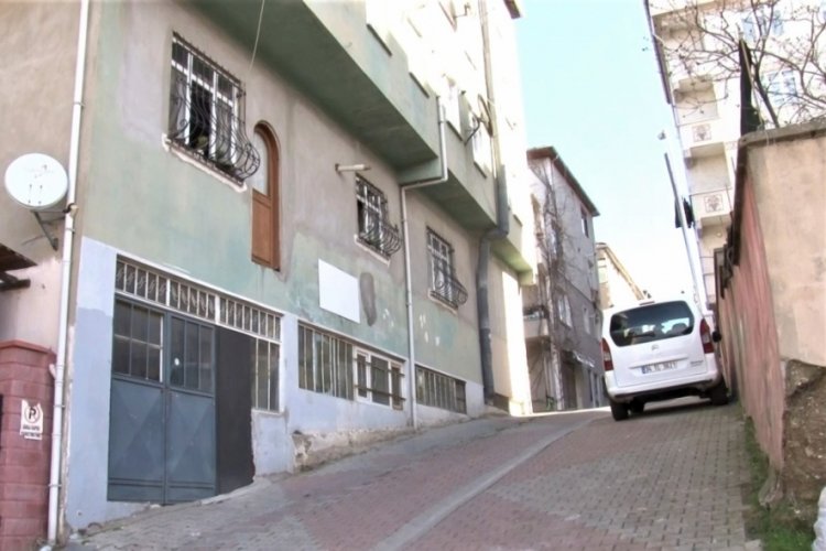 İstanbul &Uuml;sk&uuml;dar'da ilgin&ccedil; bina