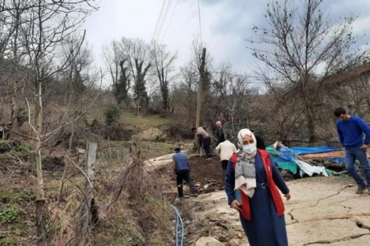Karab&uuml;k'te heyelan felaketi: 21 ev boşaltıldı