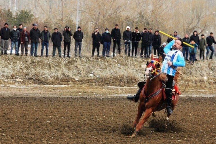 Bayburt'ta "Kurtuluş Kupası Cirit M&uuml;sabakası"