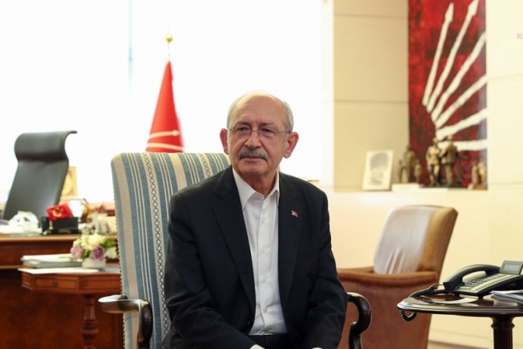 Kılı&ccedil;daroğlu 28 Şubat'ın yıld&ouml;n&uuml;m&uuml;nde 28 baş&ouml;rt&uuml;l&uuml; kadınla g&ouml;r&uuml;şecek