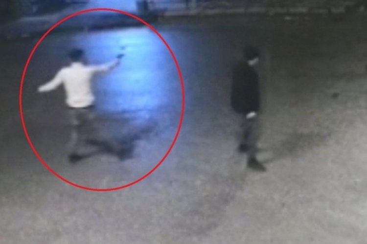 Sakarya'daki &ouml;l&uuml;ml&uuml; silahlı kavganın g&ouml;r&uuml;nt&uuml;leri ortaya &ccedil;ıktı