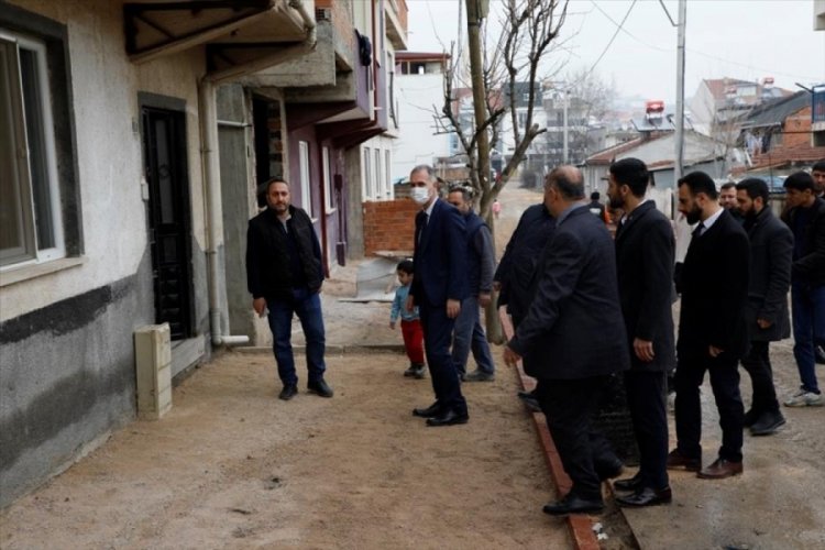 İneg&ouml;l'de eksik kaldırımlara tamamlama