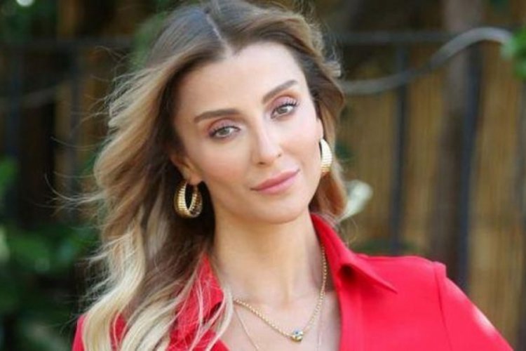 &Ouml;zge Ulusoy: Kulaklarım b&uuml;y&uuml;kt&uuml;r, bebek ayağı gibidir