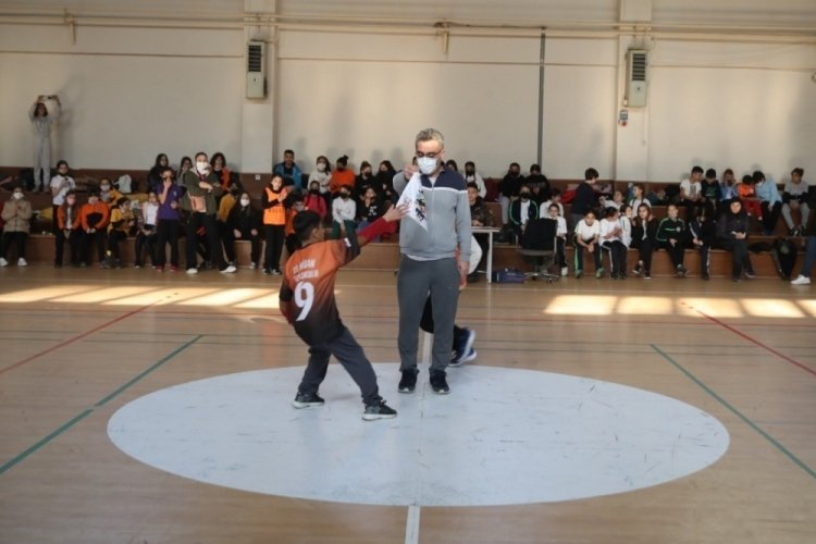 İstanbul'da "Geleneksel &Ccedil;ocuk Oyunları Şenliği" d&uuml;zenlendi