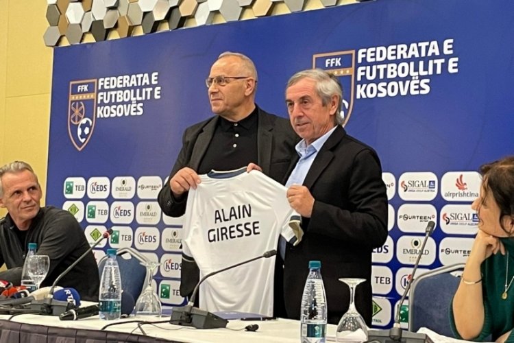 Alain Giresse, Kosova Milli Takımı'nda