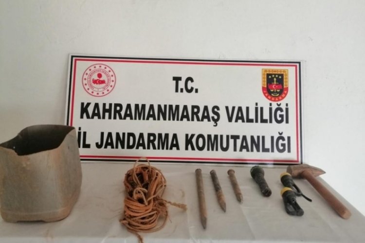 Ka&ccedil;ak kazı yapan 2 kişi su&ccedil;&uuml;st&uuml; yakalandı