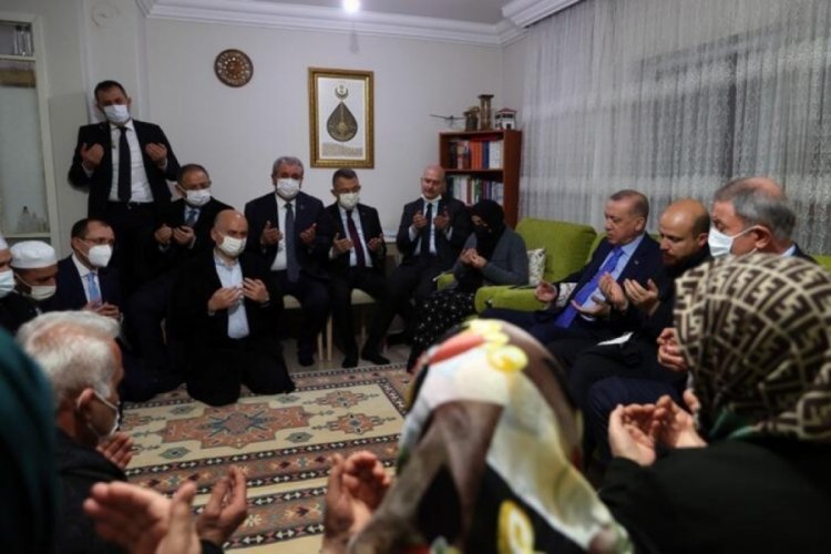 Erdoğan'dan şehit &Ouml;zel Harekat Şube M&uuml;d&uuml;r&uuml; Eren'in ailesine taziye ziyareti