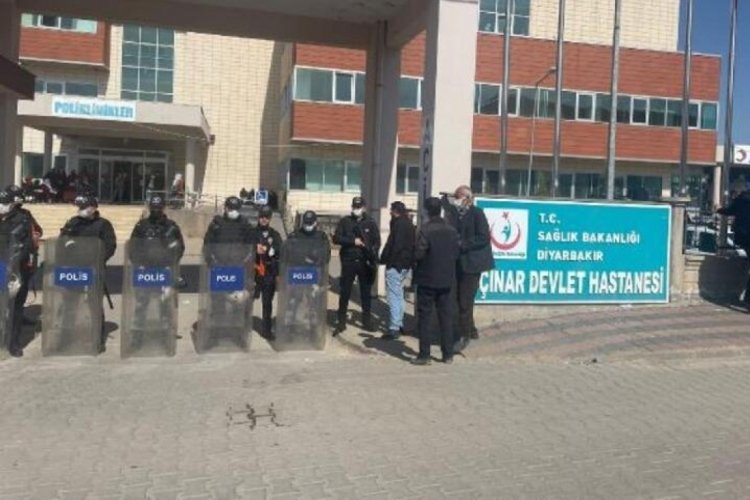 Uzun namlulu silahlarla tartışma! 2 &ouml;l&uuml;, 8 ağır yaralı