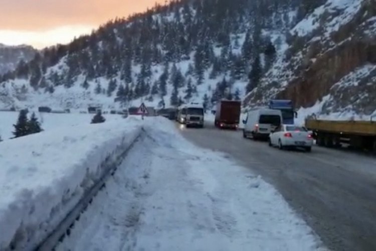 Antalya-Konya karayolunda trafik normale d&ouml;nd&uuml;