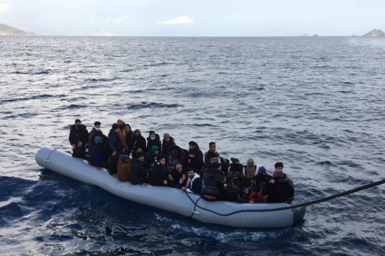 Yunan askeri 64 ka&ccedil;ak g&ouml;&ccedil;meni &ouml;l&uuml;me terk etti
