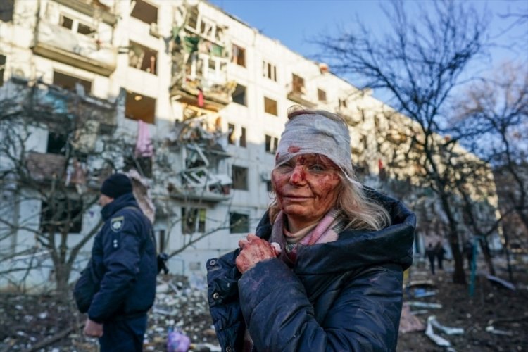 Rusya'nın Ukrayna'ya d&uuml;zenlediği saldırının ilk g&uuml;nk&uuml; acı bilan&ccedil;osu: 137 &ouml;l&uuml; , 300 yaralı