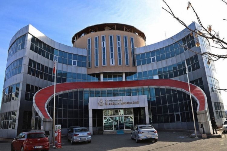 "Hastanede g&ouml;revli m&uuml;d&uuml;r, doktoru darp etti" iddiasına a&ccedil;ıklama