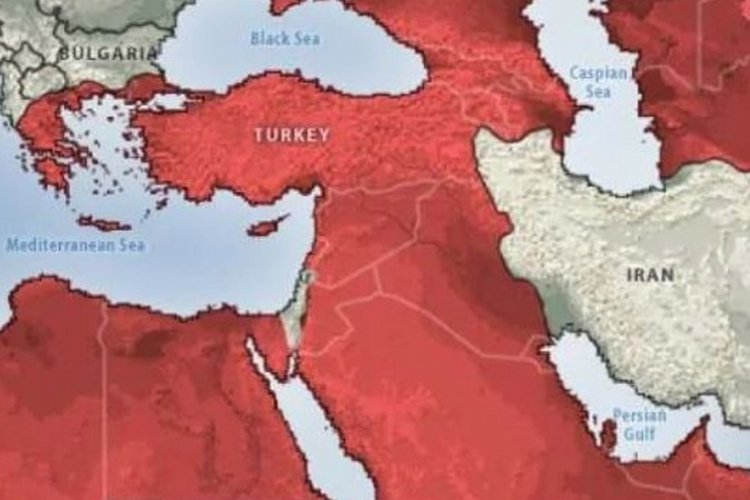 Rusya'nın tankı T&uuml;rk vatandaşının tırına &ccedil;arptı!