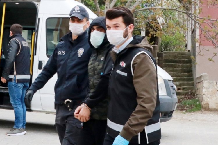 Burdur'da belediye başkanı ve eşini vuran sanığa hapis