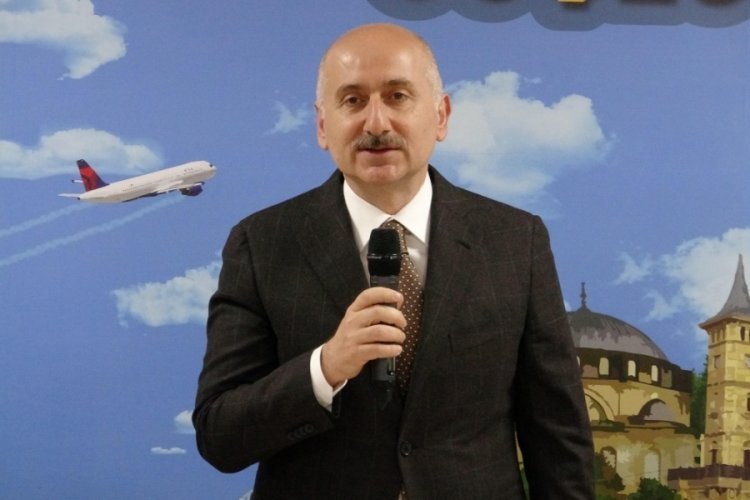 Karaismailoğlu: Covid-19'un d&uuml;nyayı sardığı ortamda uzaya 2 uydu g&ouml;nderdik