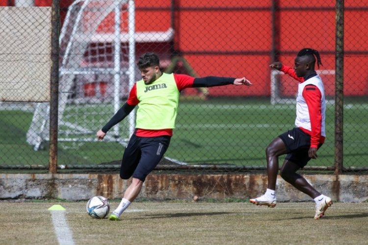 Gençlerbirliği, Balıkesirspor'u konuk edecek