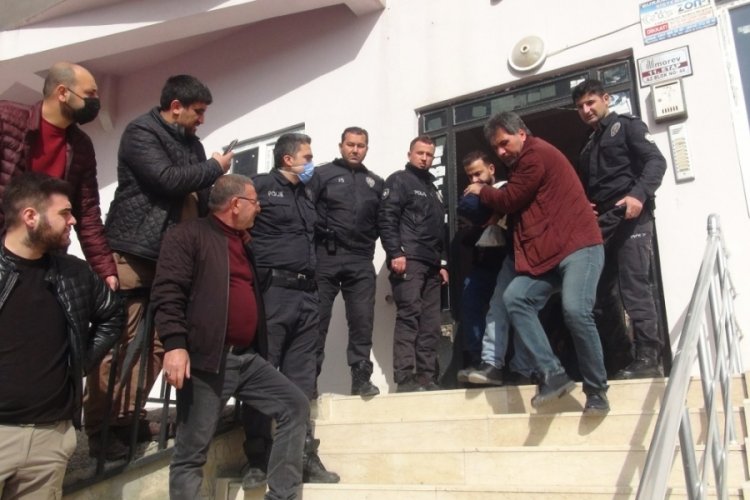 Uyuşturucu parası vermeyen annesini &ouml;ld&uuml;ren cani tutuklandı