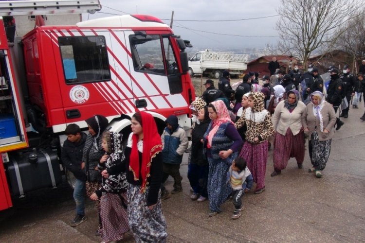Kundak&ccedil;ılar pes dedirtti! "Siz s&ouml;nd&uuml;r&uuml;n, biz yakacağız"