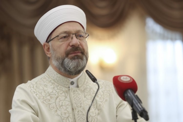 Ali Erbaş: Yeni kuşak &ouml;zg&uuml;rl&uuml;ğ&uuml;ne daha d&uuml;şk&uuml;n, şeffaflık istiyor