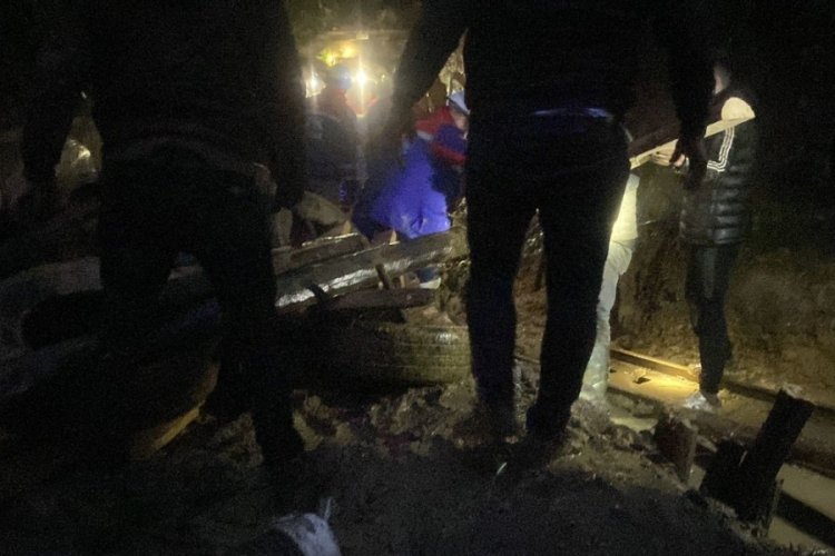 Ka&ccedil;ak maden ocağında g&ouml;&ccedil;&uuml;k: 2 iş&ccedil;i mahsur kaldı