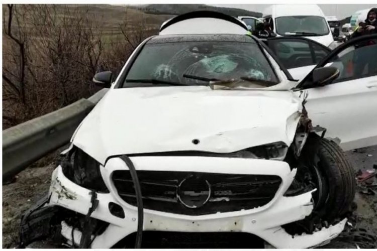 Ankara'da yol g&uuml;venliğini sağlayan iş&ccedil;iye otomobil &ccedil;arptı: 1 &ouml;l&uuml;