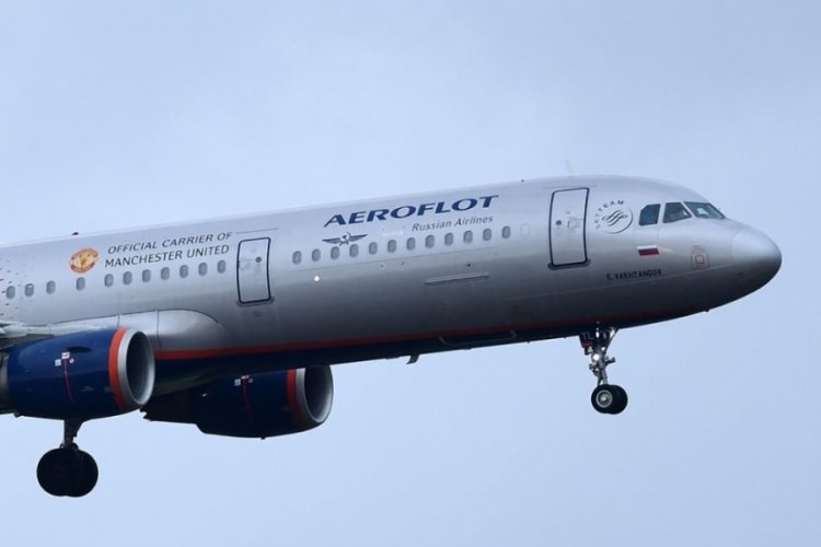 Manchester United, Rus sponsoru Aeroflot ile anlaşmasını sonlandırdı