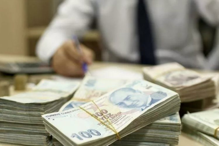 Fitch'ten T&uuml;rk şirketlerine risk uyarısı