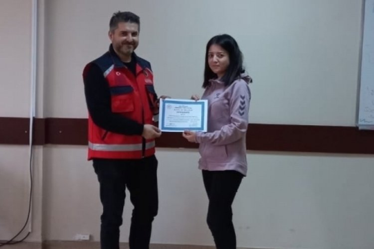 Afyonkarahisar'da, ambulans şof&ouml;rlerine eğitim verildi