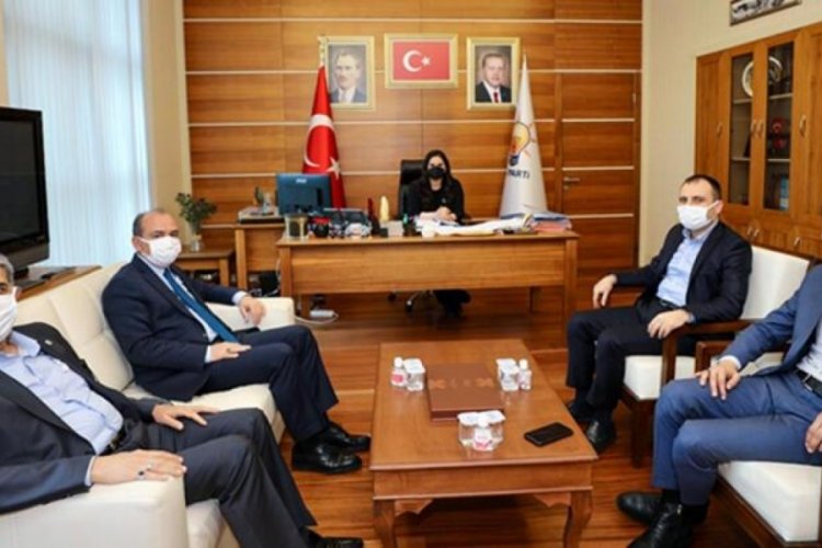 B&uuml;ro Memur-Sen Başkanı Yazgan'dan:  AK Parti'ye 3600 ek g&ouml;sterge ziyareti