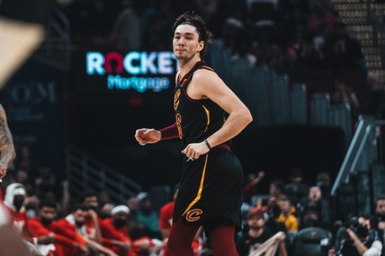 Cedi Osman'dan 19 sayı, 5 asist, 4 ribaunt ve 1 top &ccedil;alma