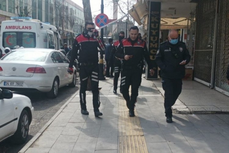 İki grup arasında &ccedil;ıkan kavgada 2 kişi yaralandı