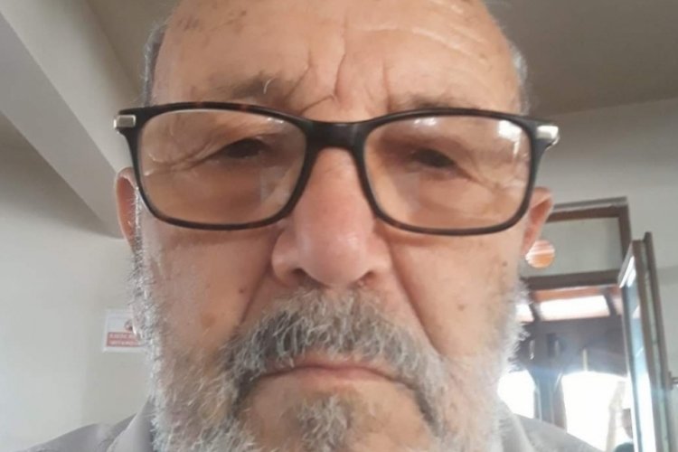 Hafif ticari aracın &ccedil;arptığı yaşlı adam  hayatını kaybetti
