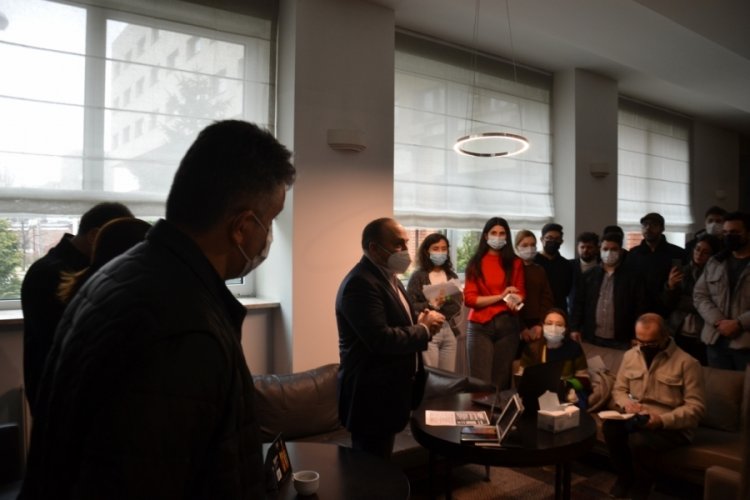 Ukrayna'daki T&uuml;rk vatandaşları, Varşova B&uuml;y&uuml;kel&ccedil;iliği tarafından karşılandı