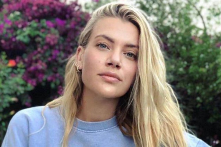 Derya Şensoy babasının doğum g&uuml;n&uuml;n&uuml; kutladı
